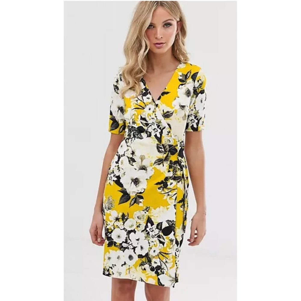 Paper Dolls ASOS Floral belted wrap dress US 4